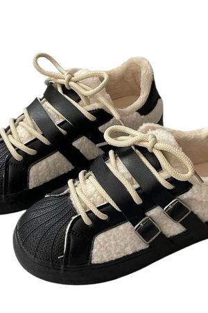 Cute Everyday Outfits, Outfit Inspo Casual Sherpa Buckle Straps Sneakers