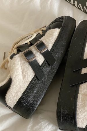 Cute Everyday Outfits, Outfit Inspo Casual Sherpa Buckle Straps Sneakers