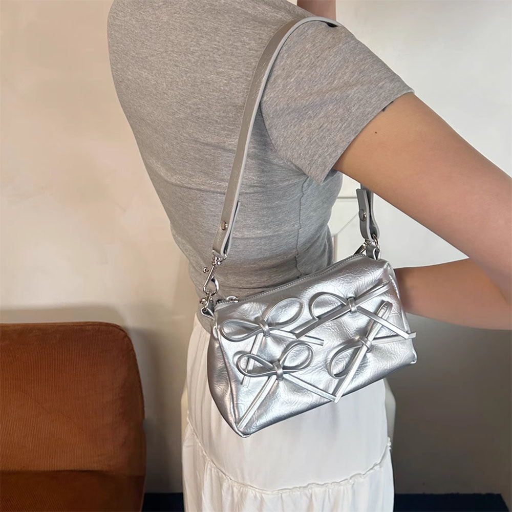 Cute Everyday Outfits, Outfit Inspo Casual Silver Bows Shoulder Bag Cute Everyday Outfits, Outfit Inspo Casual Silver Bows Shoulder Bag