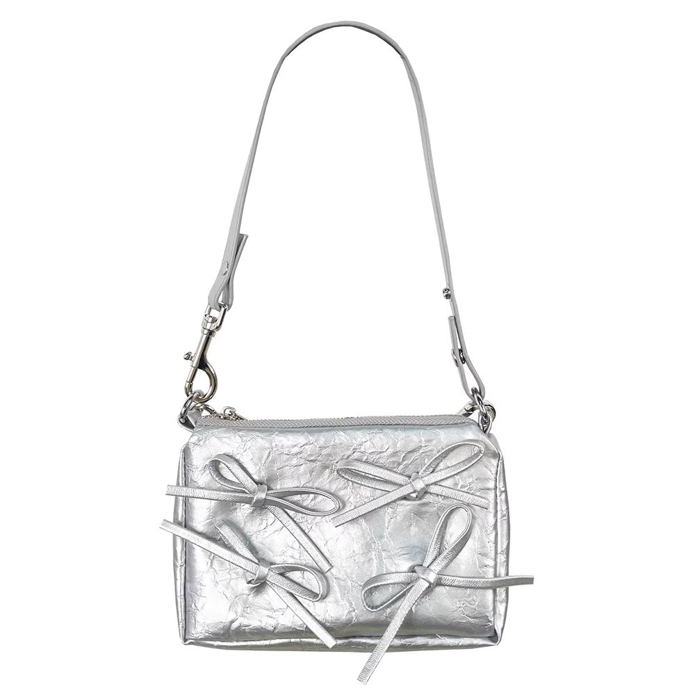 Cute Everyday Outfits, Outfit Inspo Casual Silver Bows Shoulder Bag