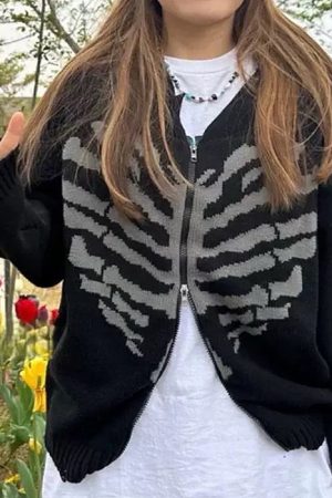 Cute Everyday Outfits, Outfit Inspo Casual Skeleton Print Zip Up Sweater