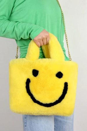 Cute Everyday Outfits, Outfit Inspo Casual Smiley Face Fuzzy Handbag