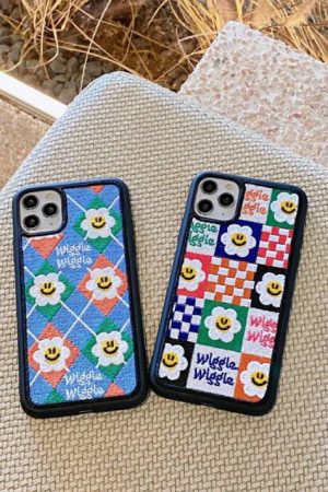Cute Everyday Outfits, Outfit Inspo Casual Smiley Flower Embroidery iPhone Case