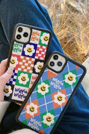 Cute Everyday Outfits, Outfit Inspo Casual Smiley Flower Embroidery iPhone Case