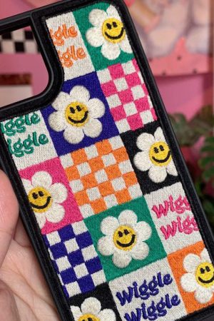 Cute Everyday Outfits, Outfit Inspo Casual Smiley Flower Embroidery iPhone Case