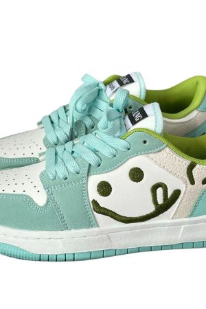 Cute Everyday Outfits, Outfit Inspo Casual Smiling Face Embroidery Mint Green Sneakers