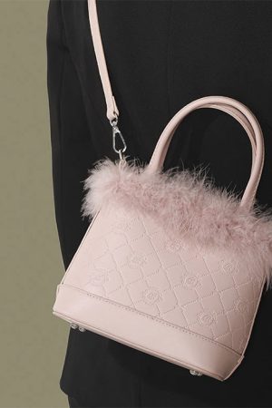 Cute Everyday Outfits, Outfit Inspo Casual Soft Girl Aesthetic Fluffy Bag