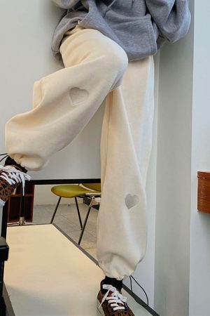 Cute Everyday Outfits, Outfit Inspo Casual Soft Girl Heart Joggers