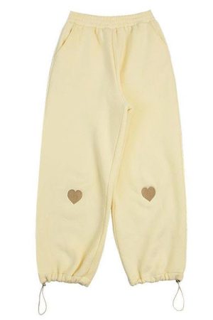 Cute Everyday Outfits, Outfit Inspo Casual Soft Girl Heart Joggers