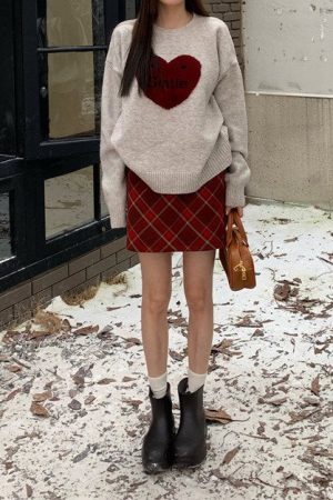 Cute Everyday Outfits, Outfit Inspo Casual Soft Girl Warm Heart Sweater