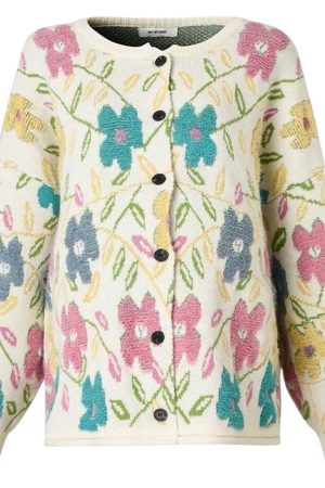 Cute Everyday Outfits, Outfit Inspo Casual Spring Garden Knit Jacket