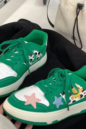 Cute Everyday Outfits, Outfit Inspo Casual Star Behavior Aesthetic Sneakers