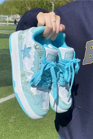 Cute Everyday Outfits, Outfit Inspo Casual Star Child Sky Blue Sneakers