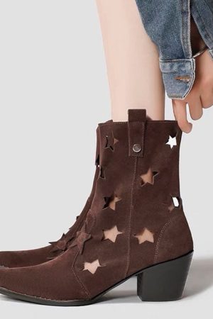 Cute Everyday Outfits, Outfit Inspo Casual Star Cut Out Cowboy Boots