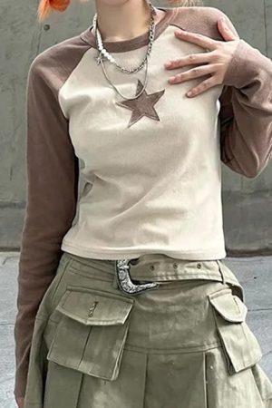 Cute Everyday Outfits, Outfit Inspo Casual Star Girl Brown Long Sleeve Top
