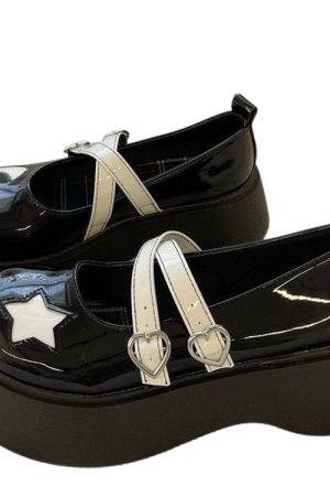 Cute Everyday Outfits, Outfit Inspo Casual Star & Moon Platform Sandals