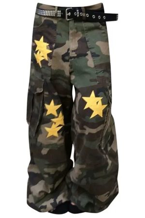 Cute Everyday Outfits, Outfit Inspo Casual Star Patch Camo Cargo Pants