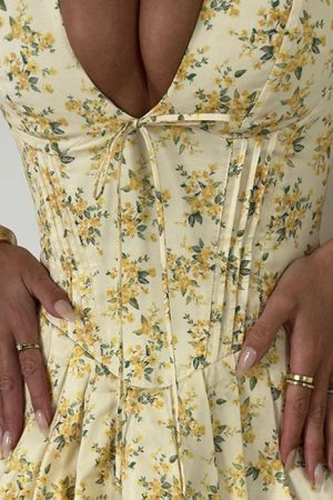 Cute Everyday Outfits, Outfit Inspo Casual Sunny Afternoon Cottagecore Floral Dress