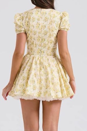 Cute Everyday Outfits, Outfit Inspo Casual Sunny Afternoon Cottagecore Floral Dress