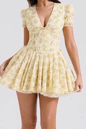 Cute Everyday Outfits, Outfit Inspo Casual Sunny Afternoon Cottagecore Floral Dress