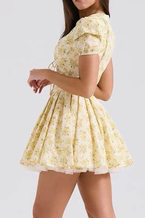 Cute Everyday Outfits, Outfit Inspo Casual Sunny Afternoon Cottagecore Floral Dress