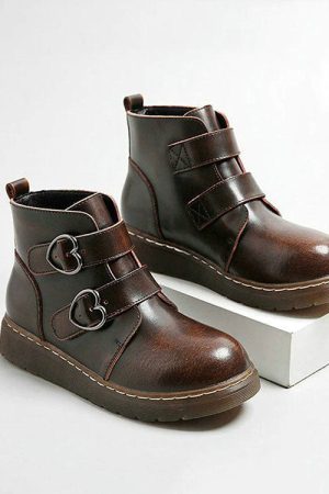 Cute Everyday Outfits, Outfit Inspo Casual Teen Craft Heart Buckle Boots