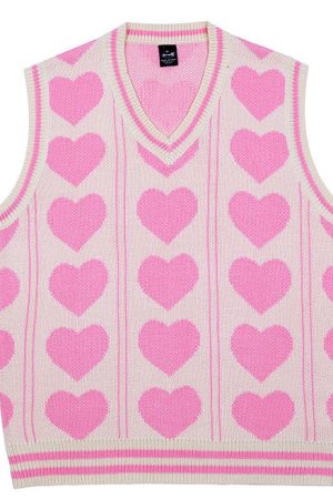Cute Everyday Outfits, Outfit Inspo Casual Teen Craft Heart Vest