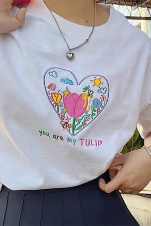 Cute Everyday Outfits, Outfit Inspo Casual Tulip Embroidery Aesthetic T-Shirt