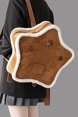 Cute Everyday Outfits, Outfit Inspo Casual Vanilla Girl Sheepskin Star Backpack