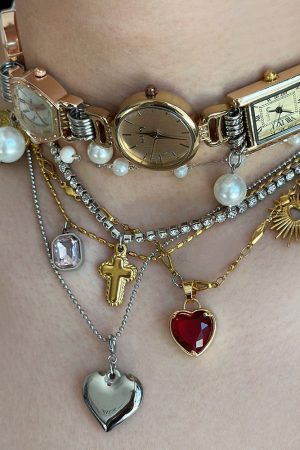 Cute Everyday Outfits, Outfit Inspo Casual Vintage Layered Charm Necklace Set