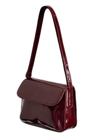 Cute Everyday Outfits, Outfit Inspo Casual Vintage Style Red Lacquered Bag