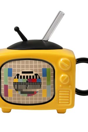 Cute Everyday Outfits, Outfit Inspo Casual Vintage TV Ceramic Mug
