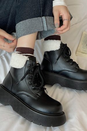 Cute Everyday Outfits, Outfit Inspo Casual Warm Sheepskin Ankle Boots
