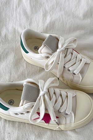 Cute Everyday Outfits, Outfit Inspo Casual White & Red Star Sneakers