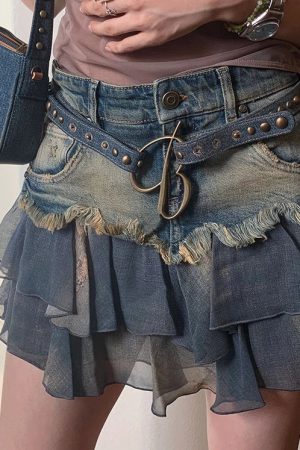 Cute Everyday Outfits, Outfit Inspo Casual Y2K Aesthetic Denim Ruffled Skirt