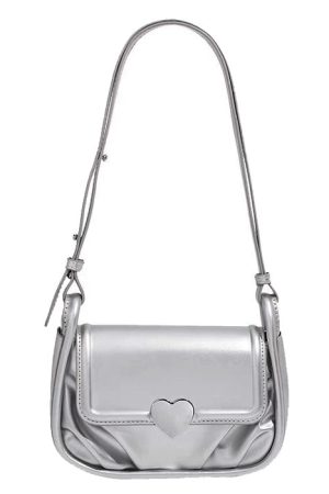 Cute Everyday Outfits, Outfit Inspo Casual Y2K Aesthetic Heart Bag