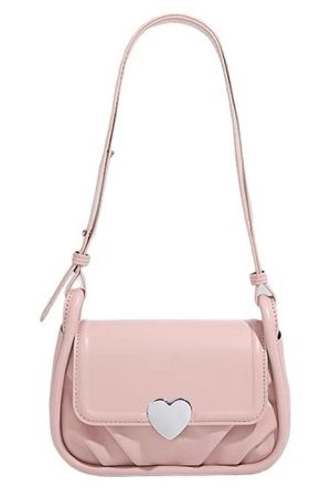 Cute Everyday Outfits, Outfit Inspo Casual Y2K Aesthetic Heart Bag