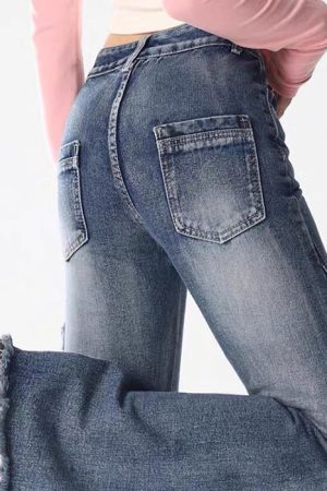 Cute Everyday Outfits, Outfit Inspo Casual Y2K Butterfly Flare Jeans