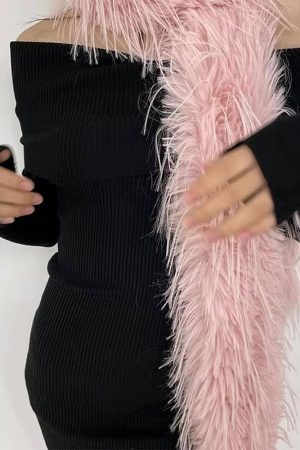 Cute Everyday Outfits, Outfit Inspo Casual Y2K Faux Fur Long Fluffy Scarf