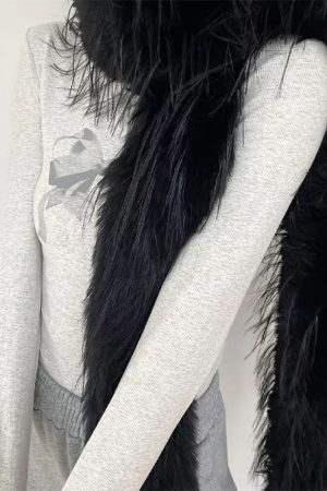 Cute Everyday Outfits, Outfit Inspo Casual Y2K Faux Fur Long Fluffy Scarf