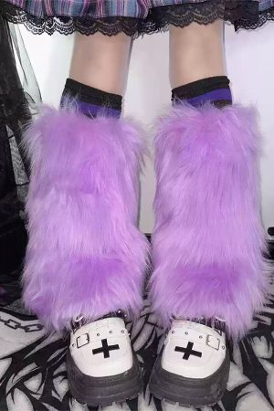 Cute Everyday Outfits, Outfit Inspo Casual Y2K Fuzzy Leg Warmers