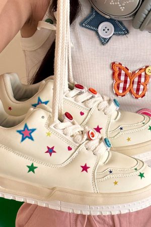 Cute Everyday Outfits, Outfit Inspo Casual Y2K Star Sneakers