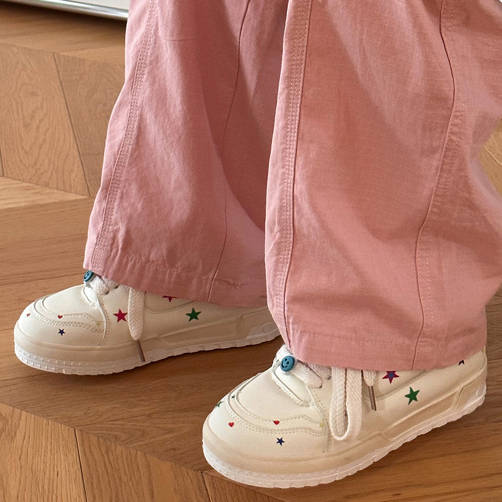 Cute Everyday Outfits, Outfit Inspo Casual Y2K Star Sneakers Cute Everyday Outfits, Outfit Inspo Casual Y2K Star Sneakers