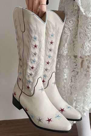 Cute Everyday Outfits, Outfit Inspo Casual Y2K Western Star Boots