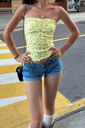 Cute Everyday Outfits, Outfit Inspo Casual Yellow Cottagecore Floral Tube Top