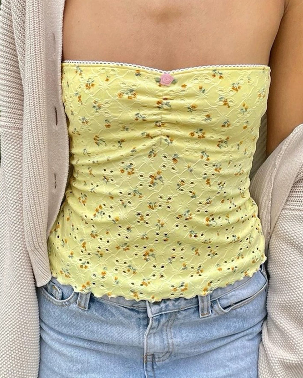 Cute Everyday Outfits, Outfit Inspo Casual Yellow Cottagecore Floral Tube Top Cute Everyday Outfits, Outfit Inspo Casual Yellow Cottagecore Floral Tube Top