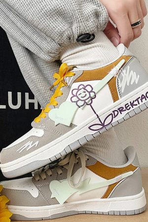 Cute Everyday Outfits, Outfit Inspo Casual Yellow & Grey Flower Sneakers