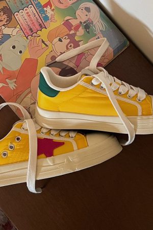 Cute Everyday Outfits, Outfit Inspo Casual Yellow & Red Star Sneakers