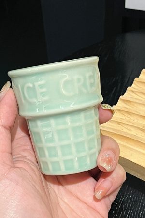 Cute Girl Heart Ceramic Ice Cream Cup - Sweet Cone Round Dessert Cup for Ice Cream Cakes - Trendy 90s Aesthetic Decor