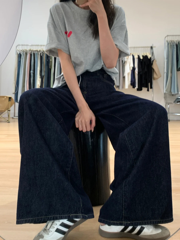 Dark Blue Wide-Leg Jeans for Plus-Size Women - 2025 Loose Fit, Flattering Casual Pants, Relaxed Style Dark Blue Wide-Leg Jeans for Plus-Size Women - 2025 Loose Fit, Flattering Casual Pants, Relaxed Style